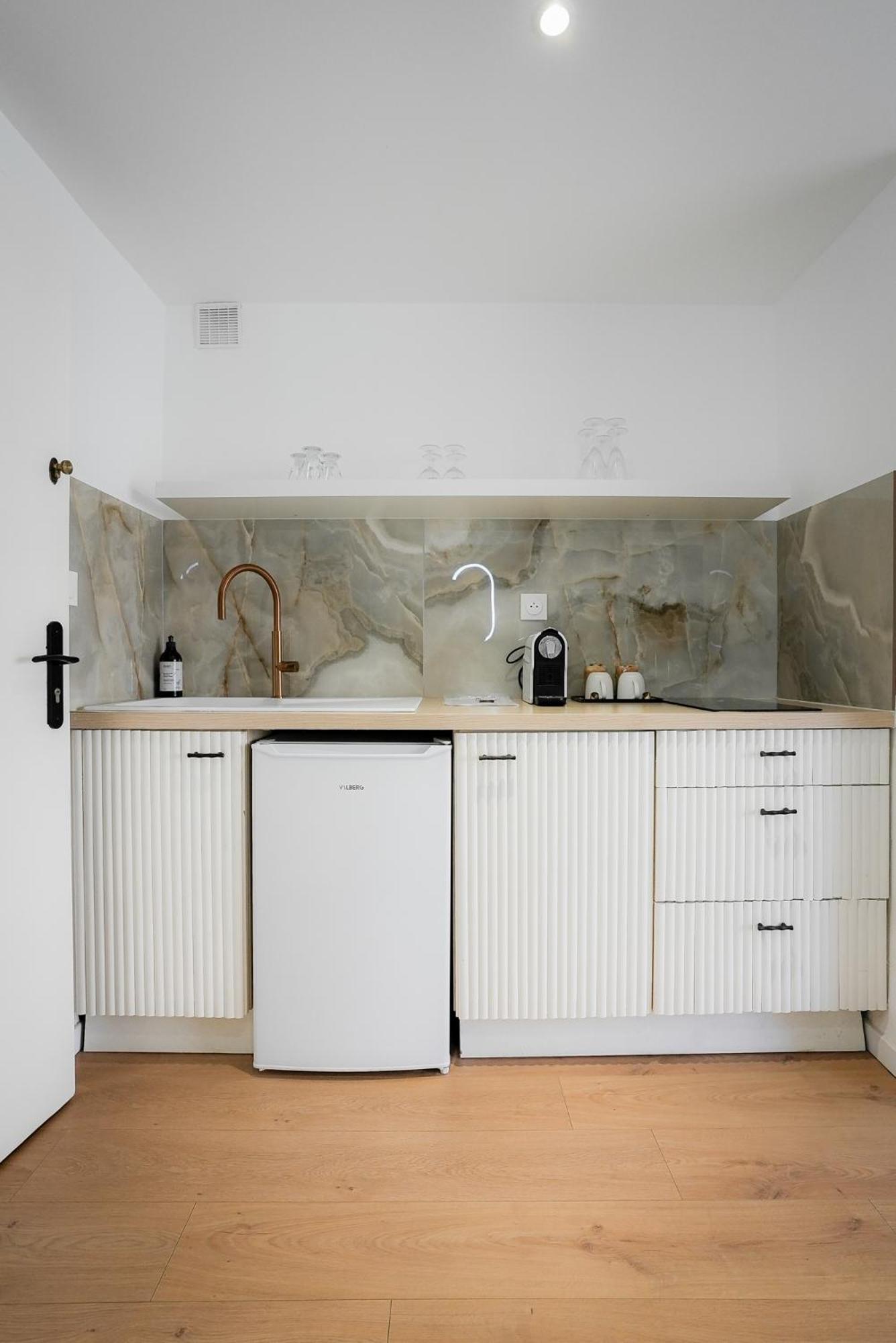 Studio Lux Cannes Luaran gambar